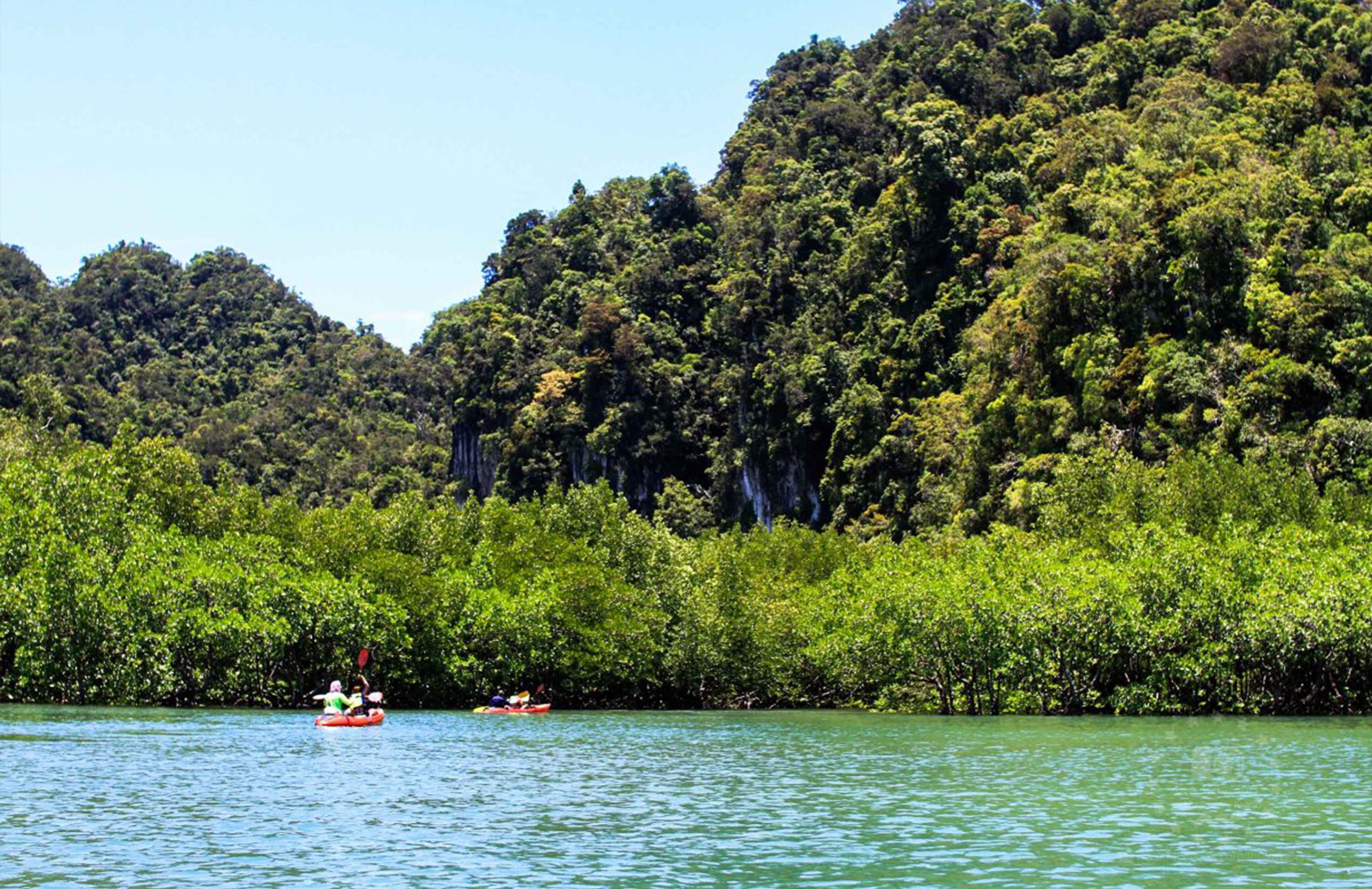 Kayaking One Full Day Tour at Thalane Bay